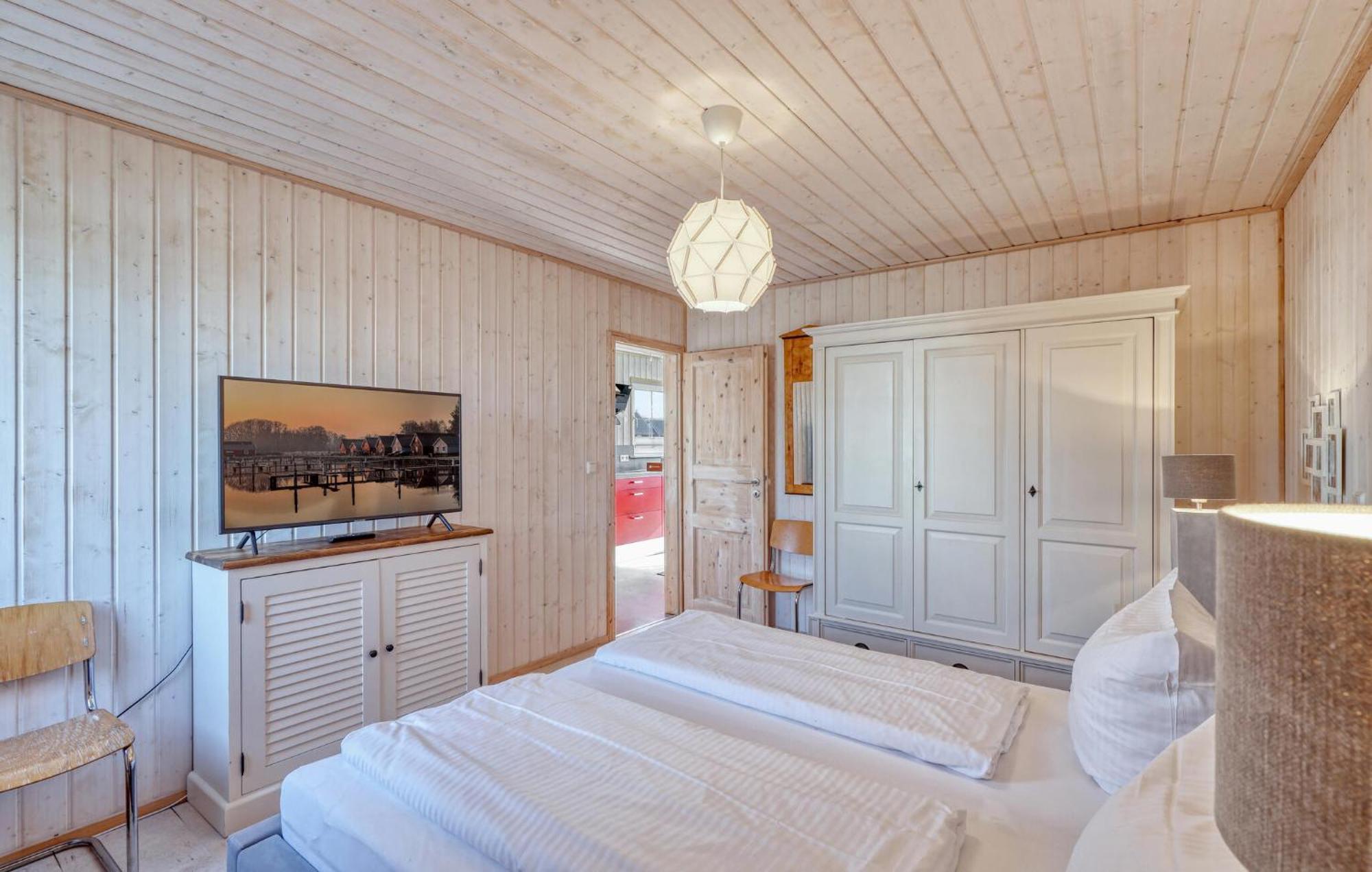 2 Bedroom Stunning Home In Zerpenschleuse Exterior foto